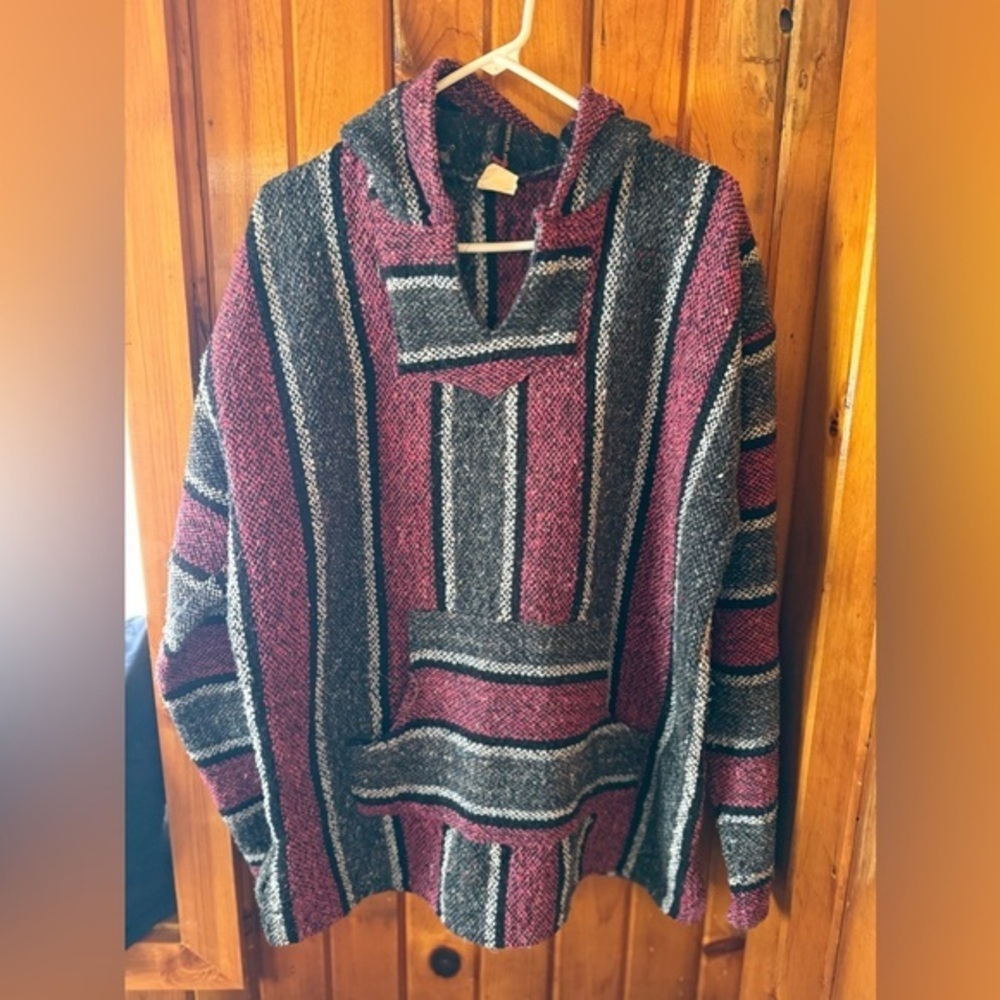 Baja Woman’s poncho hoodie multicolor size XL‎